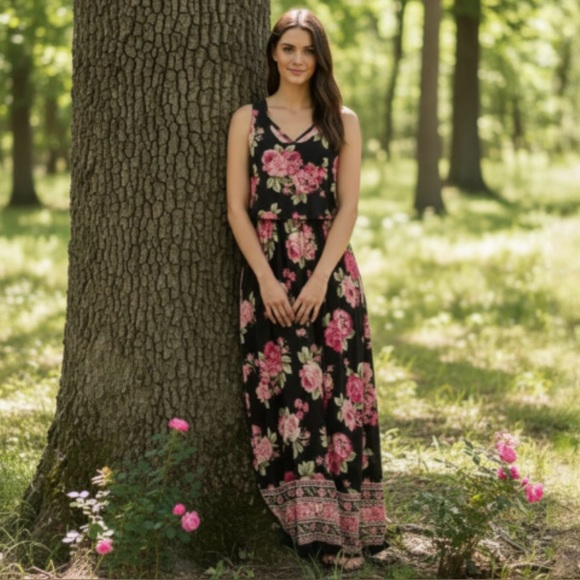 Three Hearts Dresses & Skirts - THREE PINK HEARTS Floral Maxi Dress Size 2X